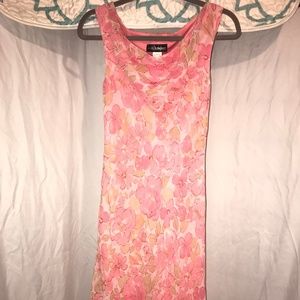 Women's full length sleeveless flowered dress